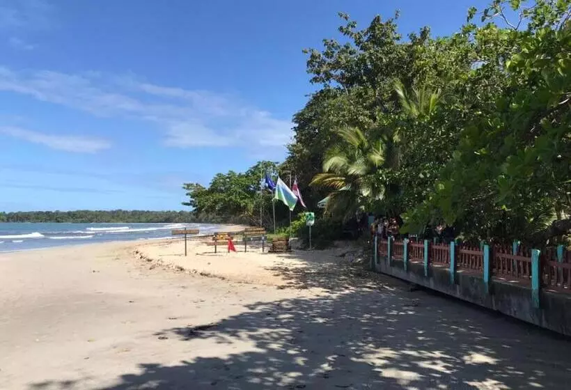 ホテル Cahuita