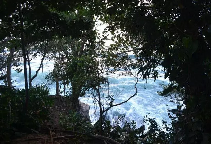 ホテル Cahuita