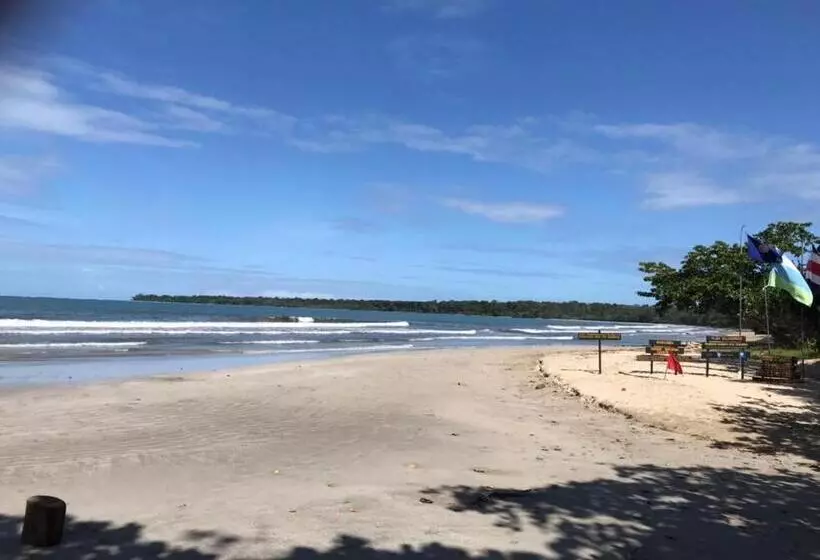 ホテル Cahuita