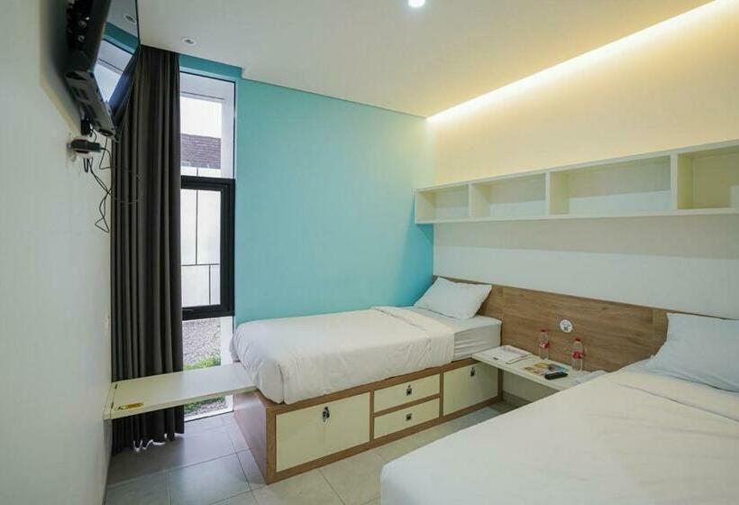 Hotel Ofo Kost Premium Kampung Inggris Pare Syariah Mitra Reddoorz