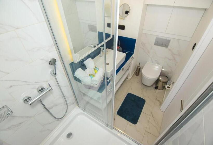 هتل Orbi Batumi City Beach View