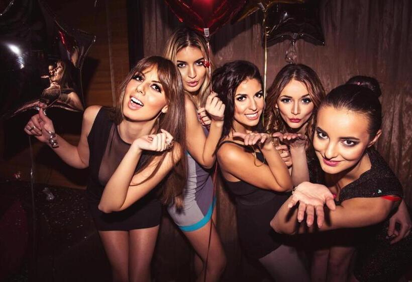 هتل Orbi Batumi City Beach View