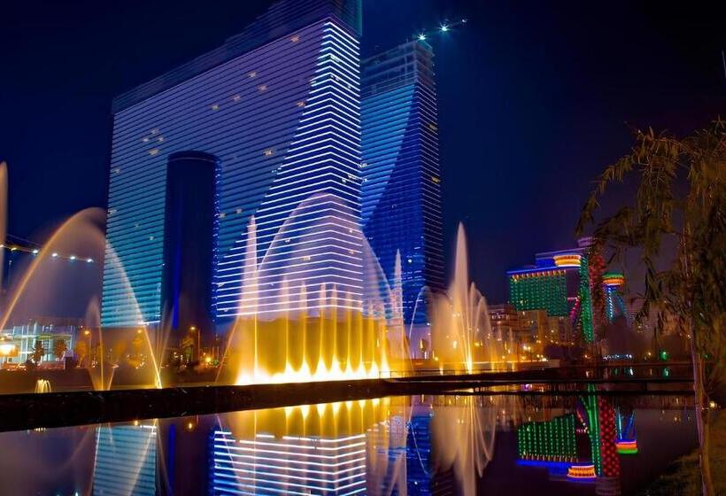هتل Orbi Batumi City Beach View