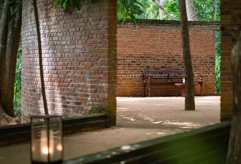 Hotelli Taru Villas Maia  Habarana