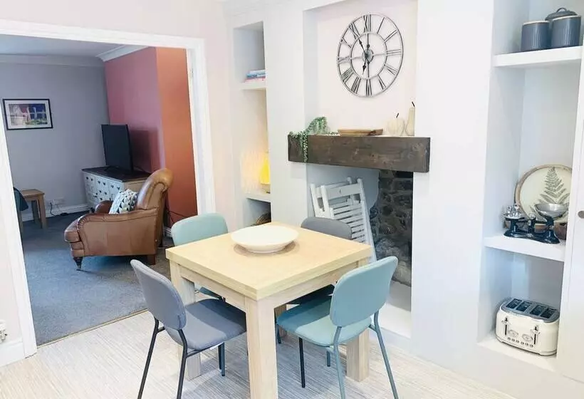 Inviting Townhouse In Bedlington