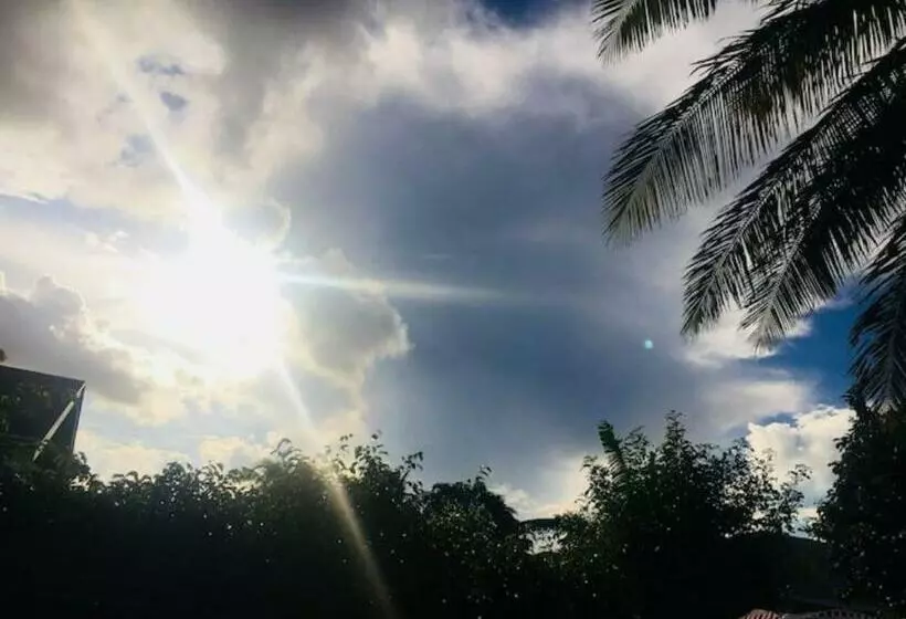 پانسیون Room In Apartment   Bahamas Petapat Suite