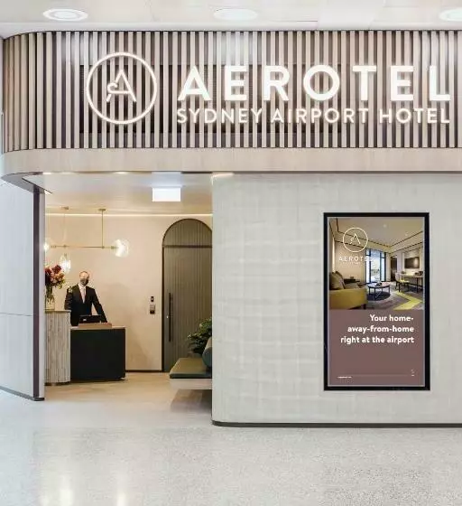 Aerotel Sydney   Inside International Terminal Airport
