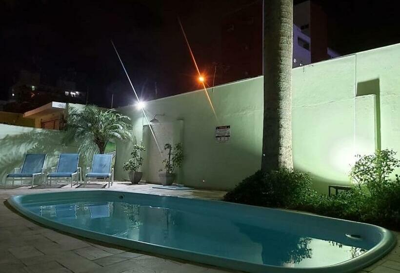 Retkeilymaja Pousada Aloha Cantinho