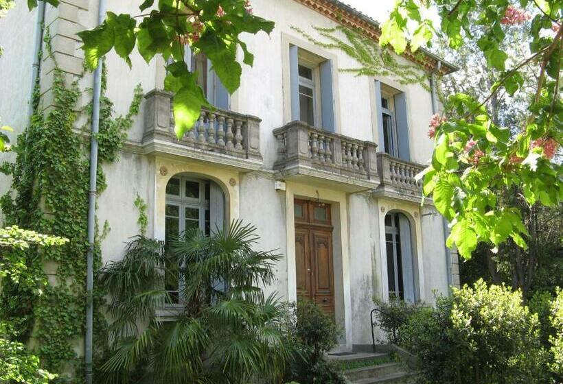 ベッドアンドブレックファースト Les Remparts