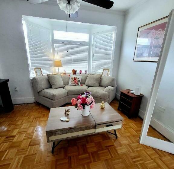 Pensjonat A Peaceful Stay In Miami