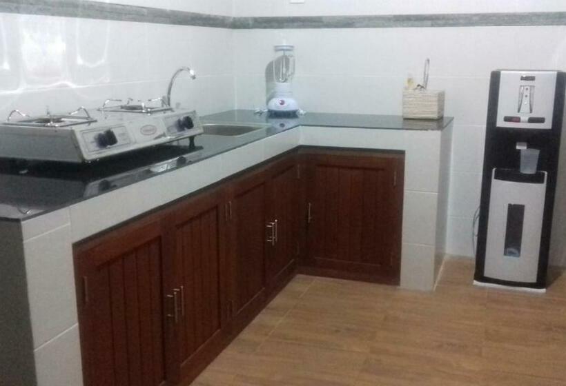 פנסיון Anugrah Jaya Guest House