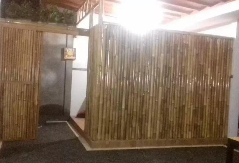 ペンション Anugrah Jaya Guest House