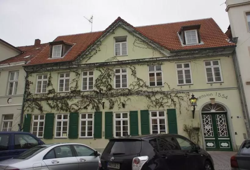 Nocleg ze śniadaniem Pension 1554