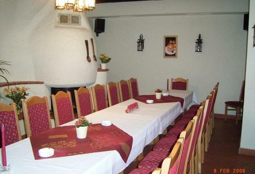 住宿加早餐  Pension & Gasthaus Kahren