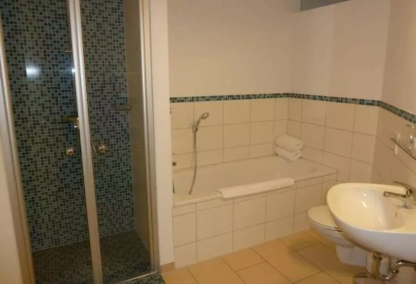 בית מלון כפרי Goor Und Apartmenthaus