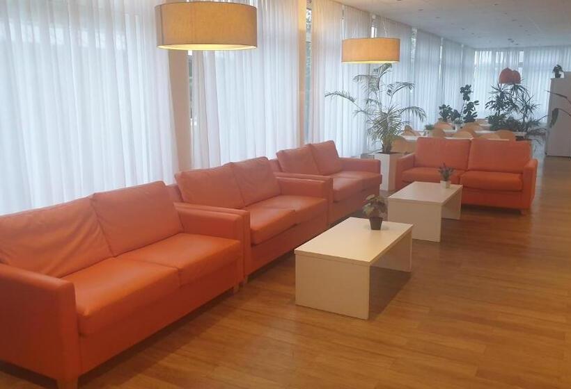 Отель Ibis Budget Berlin Ost