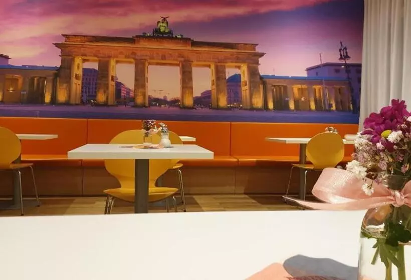 هتل Ibis Budget Berlin Ost