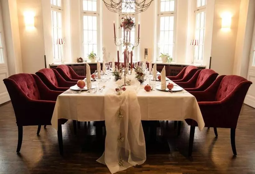 Отель Strandvillen Heringsdorf