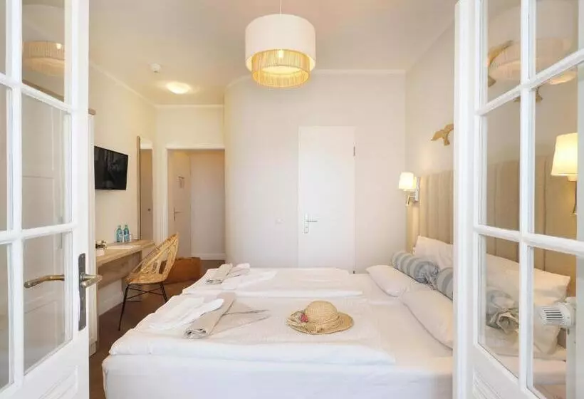 Отель Strandvillen Heringsdorf