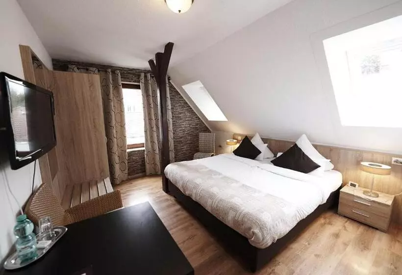 ホテル Wurster Kroog