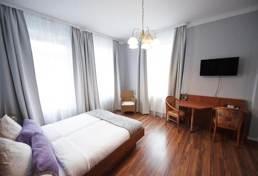 호텔 Wurster Kroog