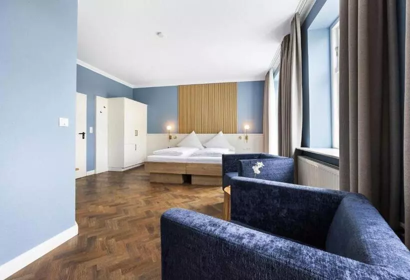 Отель Zum Goldenen Anker