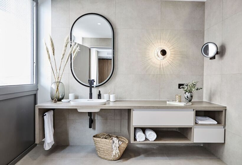 住所  Baltic Hideaway Beach Hotel Warnemünde