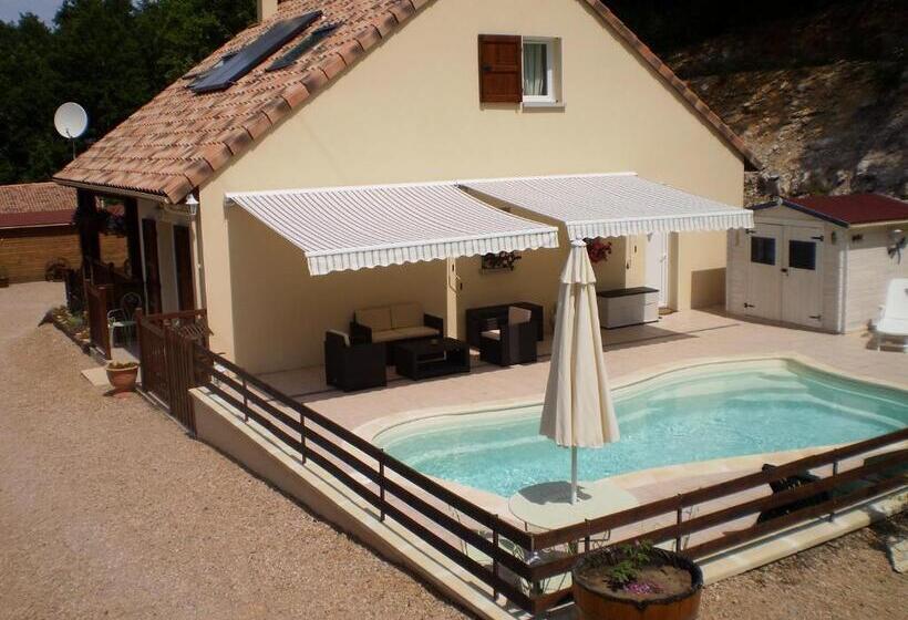 צימר Les Roziers Roulotte