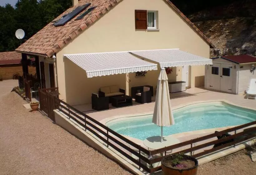 Aamiaismajoitus (B&B) Les Roziers   Roulotte