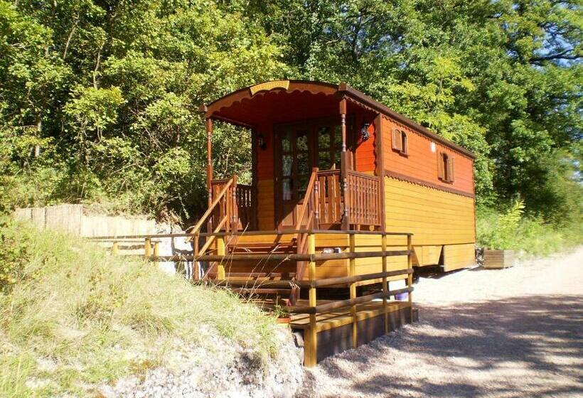 צימר Les Roziers Roulotte