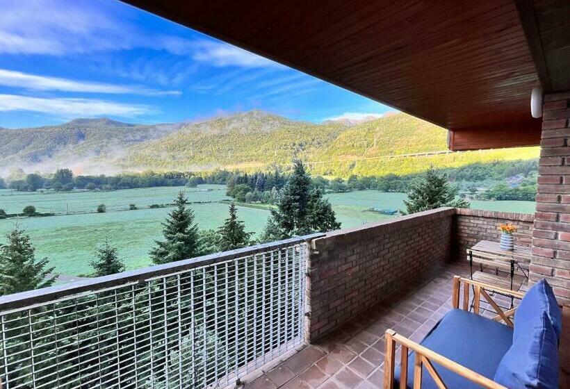 Fantástico Apartamento Con Vistas En Esterri