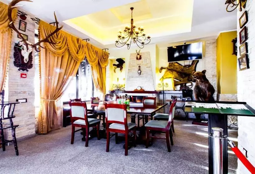 Hotelli Taverna Olteanului