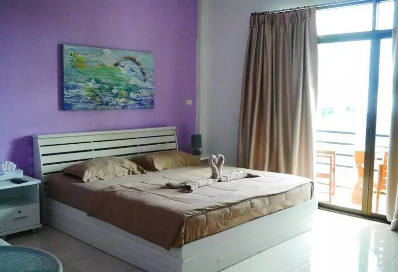 Majatalo Da Puccio Rawai Guesthouse
