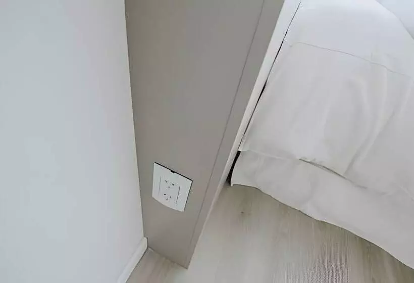 Aunaisin   Nona Kate