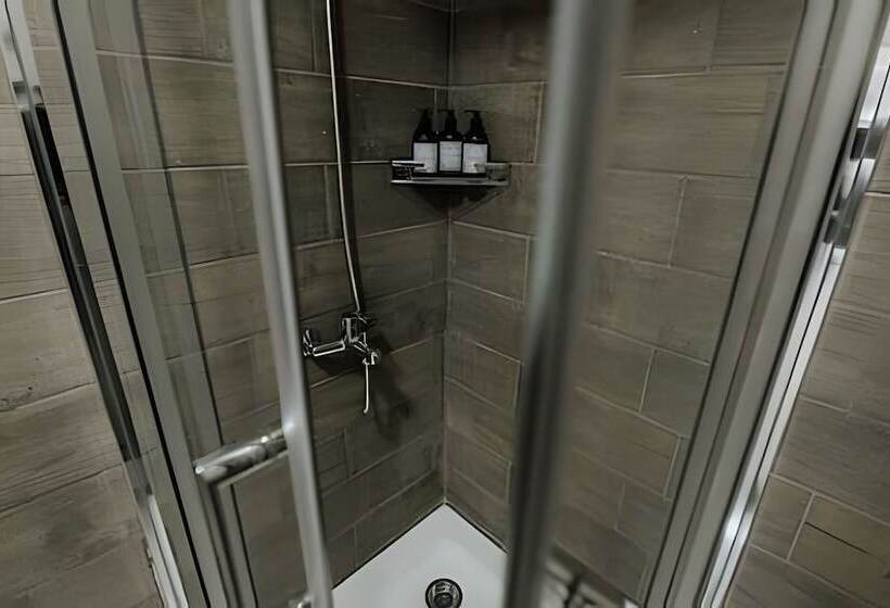 Aunaisin   Nona Kate