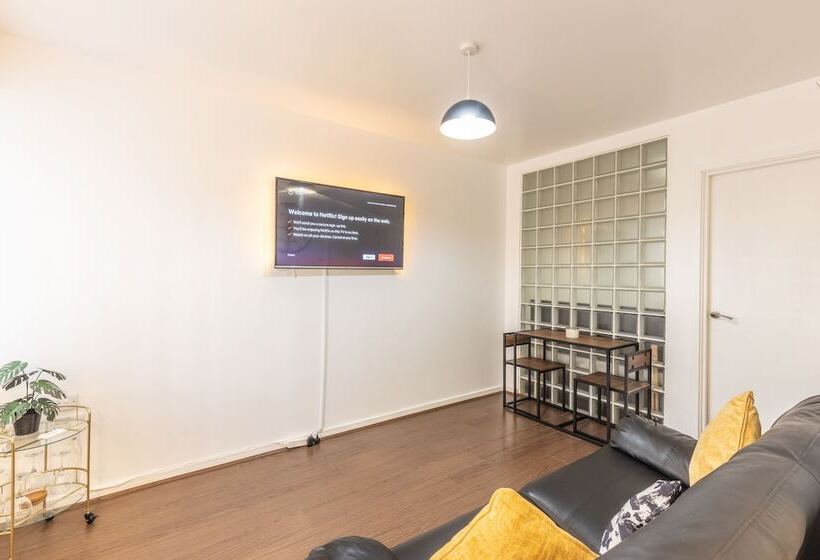 City Centre Apartment