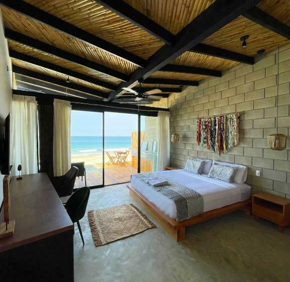 Diem Vichayito Beachfront Eco Luxury