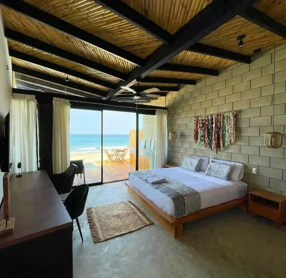 Diem Vichayito Beachfront Eco Luxury