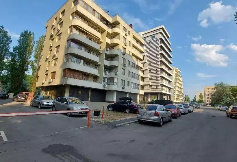Mamaia Miraj E1
