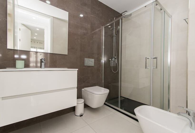 800m From The Boat To Praia Das Cabanas, With Pool, Terrace, Wifi And Aircon