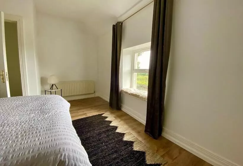 The Yellow Door Cottage