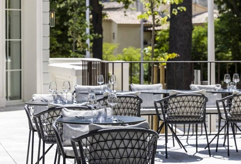 هتل Villa Castellane