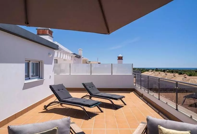 Ocean View Rooftop Paradise, Tavira