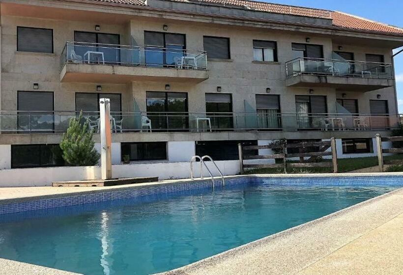 Apartamentos Adoniña Playa Major Sanxenxo