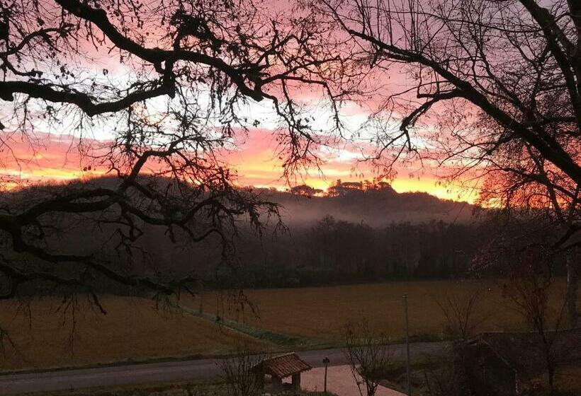 민박 La Maison De Laujol