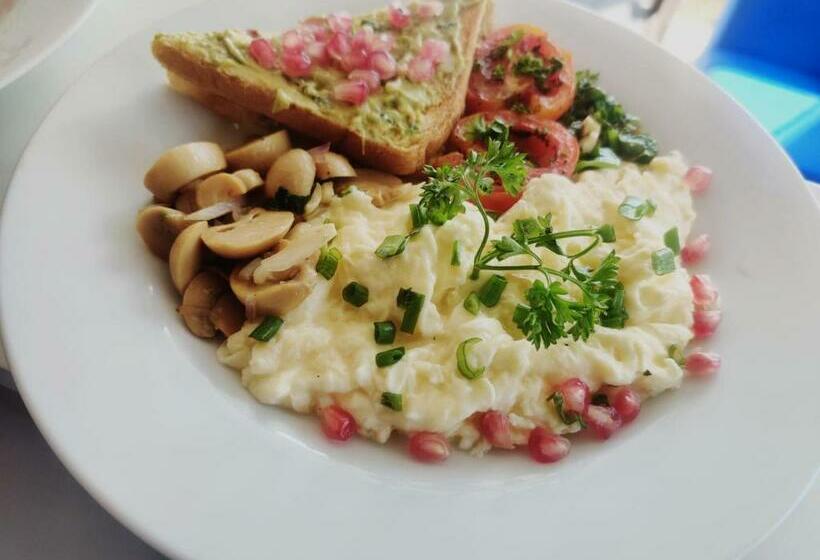 בית מלון כפרי Anukama Resort