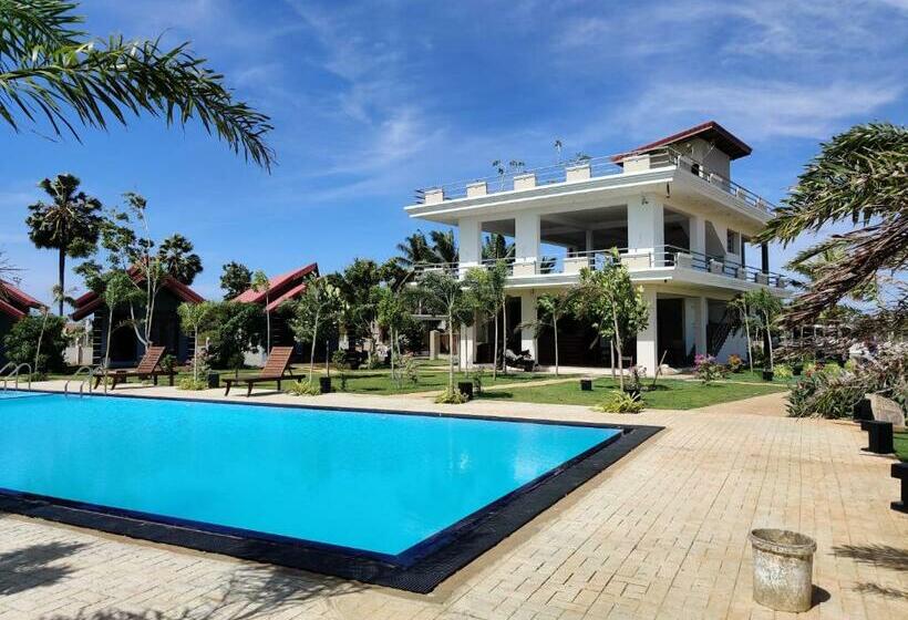 בית מלון כפרי Anukama Resort