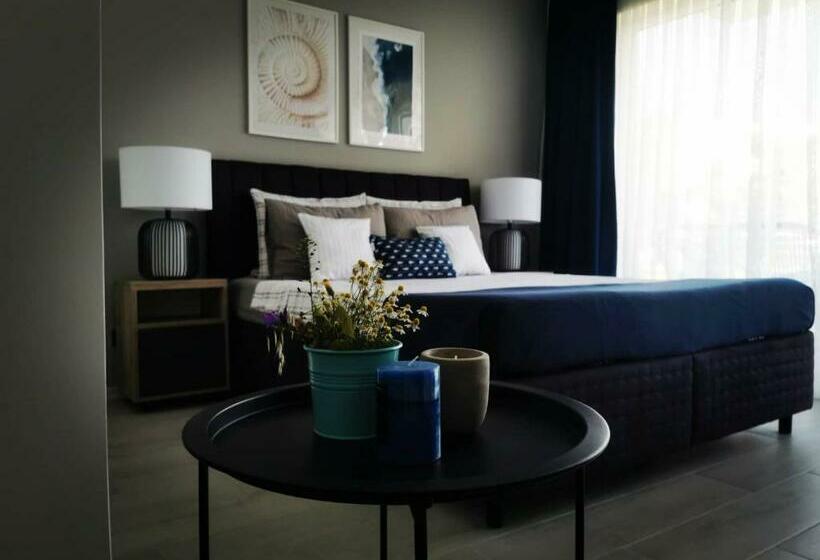 بنسيون Blue Breeze