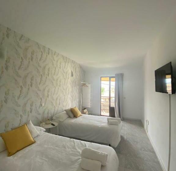 פנסיון El Lago