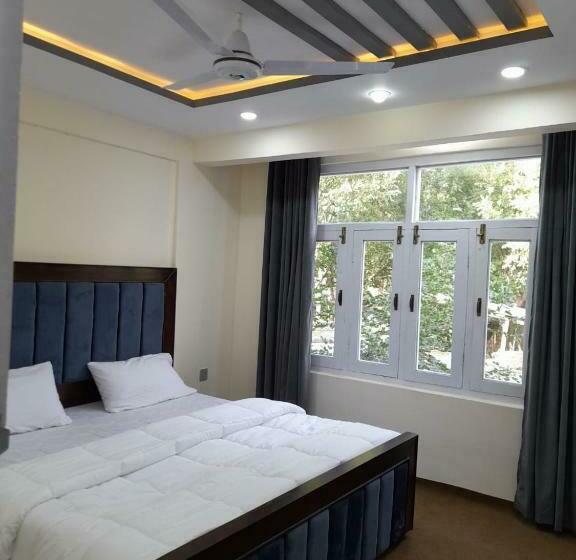 پانسیون Alpen Hotel Skardu